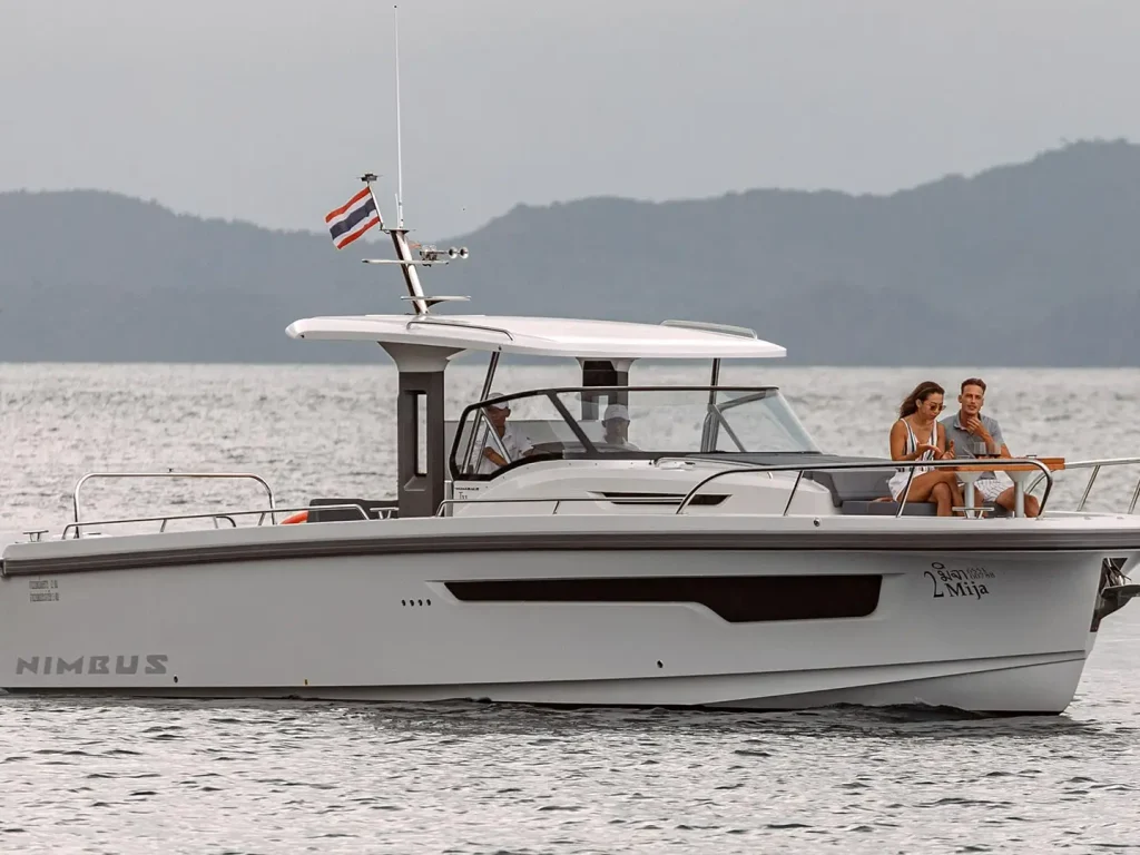 Charter_Thailand_AIM_NimbusT11_1